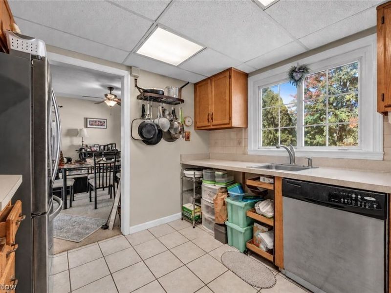 14912 Fernway Avenue, Cleveland, OH 44111 Photo 8