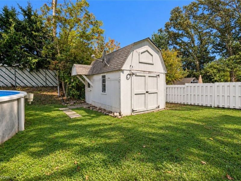 412 High Meadow Road, Amherst, OH 44001 Photo 40