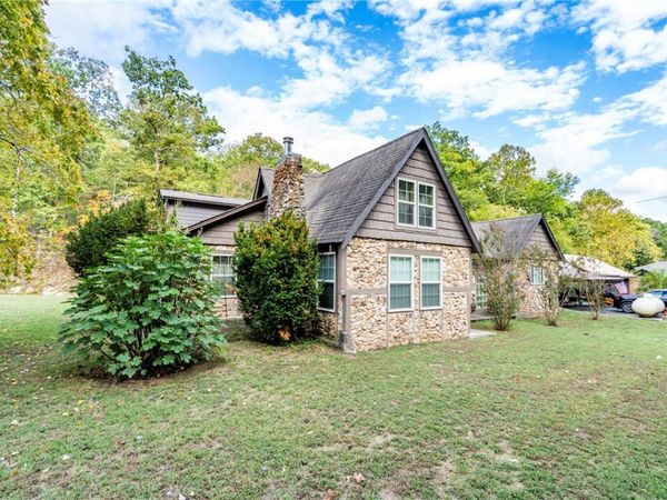 21344 S Hwy 16 , Siloam Springs, AR 72761