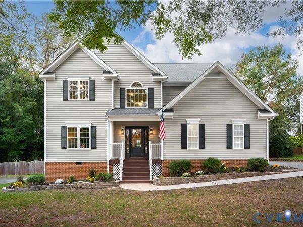 8060 Pebblepath Parkway, Hanover, VA 23111