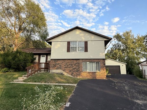 3515 Bordeaux Court , Hazel Crest, IL 60429
