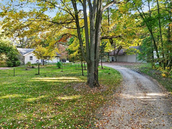 15378 Larsen Avenue NE, Gowen, MI 49326
