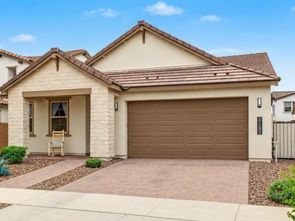 21285 E Macaw Drive, Queen Creek, AZ 85142