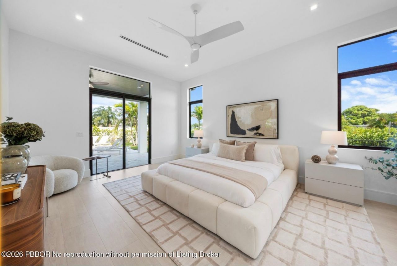 325 W Riverside Drive, Jupiter, FL 33469 Photo