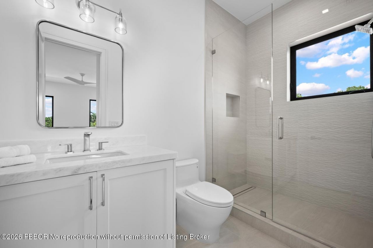 325 W Riverside Drive, Jupiter, FL 33469 Photo