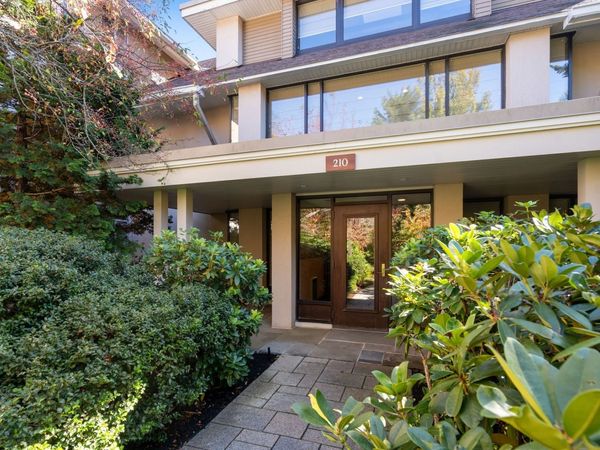 210 Allandale Road, Unit 1C, Boston, MA 02467
