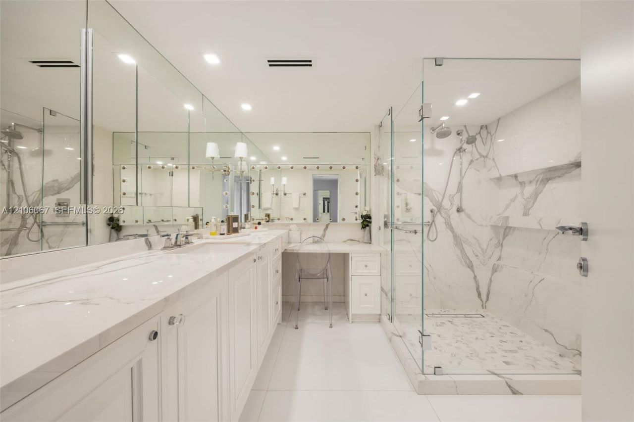 9 Island Ave, Unit 1215, Miami Beach, FL 33139 Photo