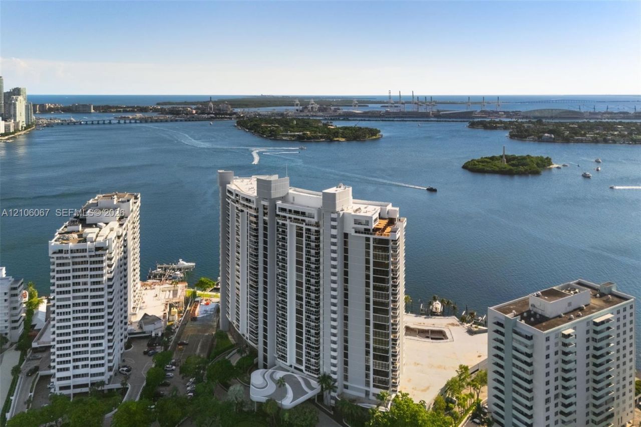 9 Island Ave, Unit 1215, Miami Beach, FL 33139 Photo