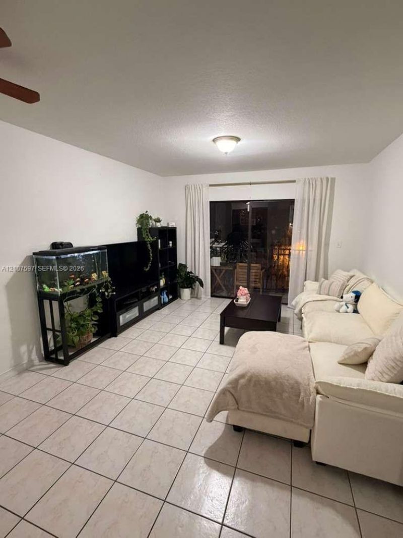 650 Palm Ave , Unit 2-A3, Hialeah, FL 33010 Photo