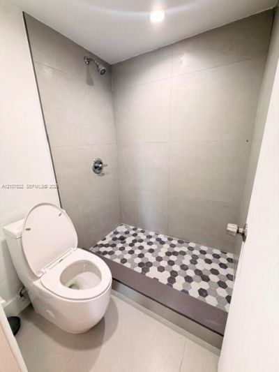 20400 W Country Club Dr , Unit 112, Aventura, FL 33180 Photo