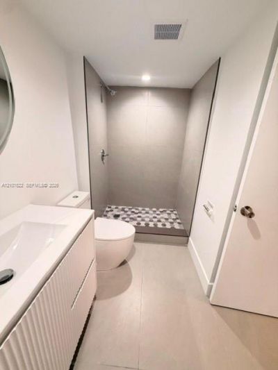 20400 W Country Club Dr , Unit 112, Aventura, FL 33180 Photo