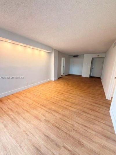 20400 W Country Club Dr , Unit 112, Aventura, FL 33180 Photo