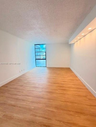 20400 W Country Club Dr , Unit 112, Aventura, FL 33180 Photo