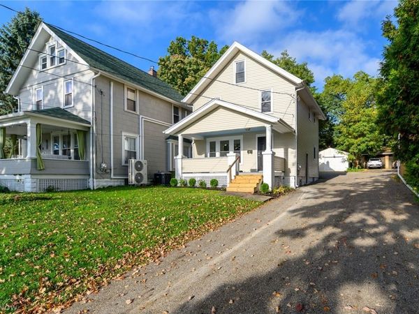 1724 2nd Street , Cuyahoga Falls, OH 44221