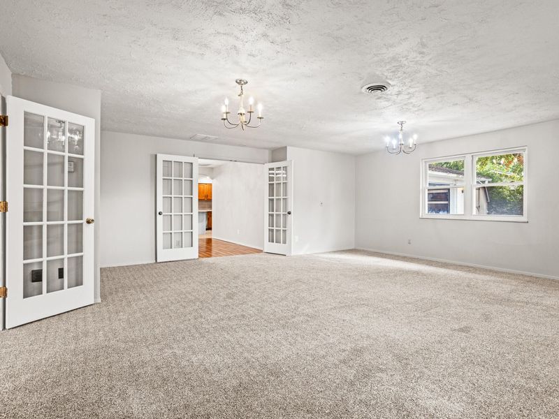 5625 Bradley Drive, Tipp City, OH 45371 Photo 12
