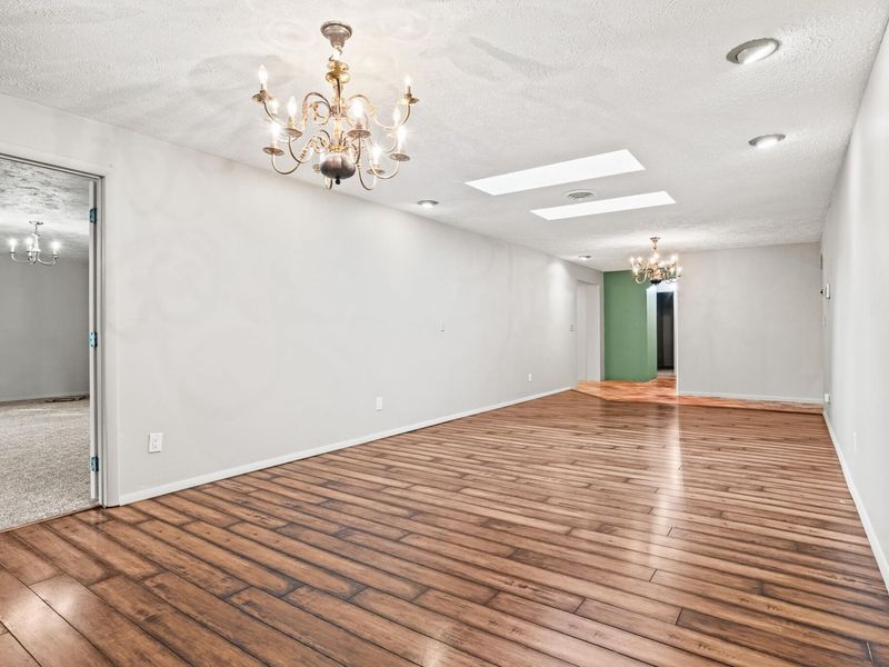 5625 Bradley Drive, Tipp City, OH 45371 Photo 8