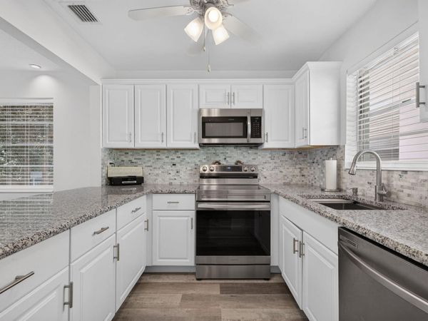 2600 SE OCEAN, Unit D14, Stuart, FL 34996