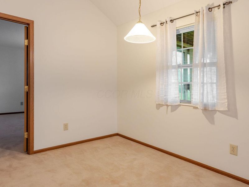 1281 Amberlea Drive W, Unit 7, Columbus, OH 43230 Photo 14