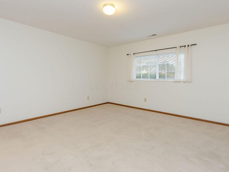 1281 Amberlea Drive W, Unit 7, Columbus, OH 43230 Photo 27