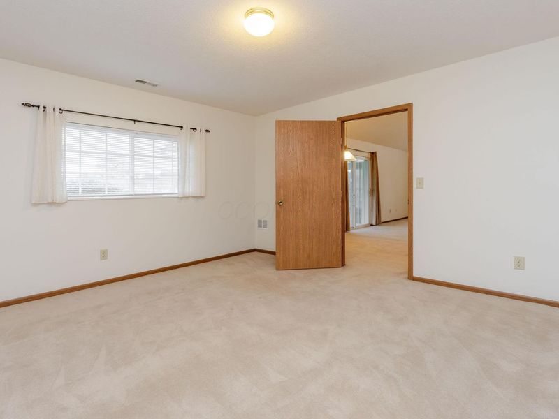 1281 Amberlea Drive W, Unit 7, Columbus, OH 43230 Photo 29