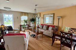 141 Salem Creek Drive photo 4