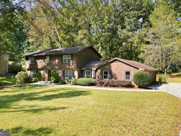 1130 Vermillion Lane SW, Marietta, GA 30060