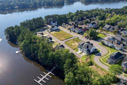 773 Long Pointe Lane photo 4