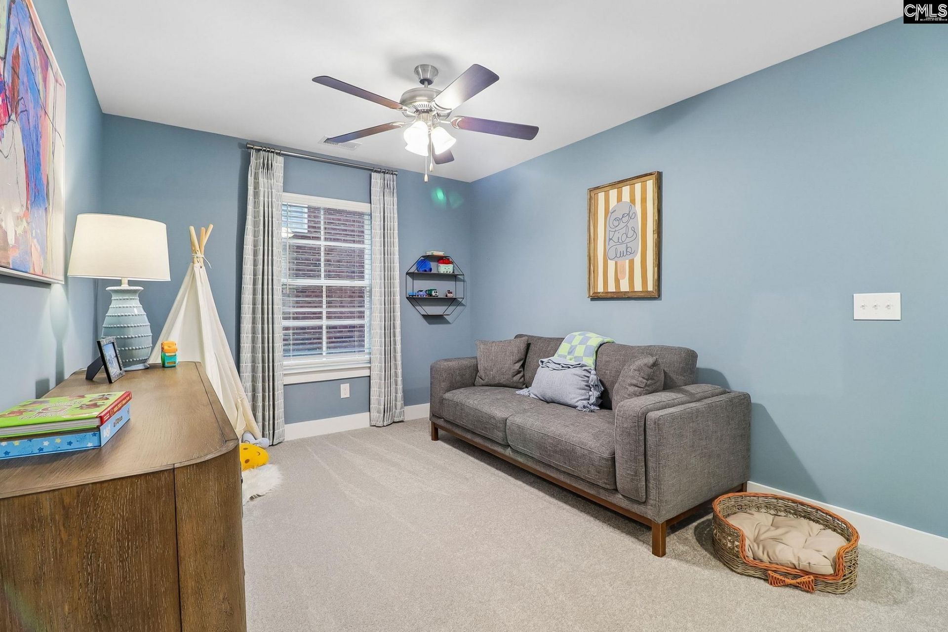 413 Huntley Way  Photo 22