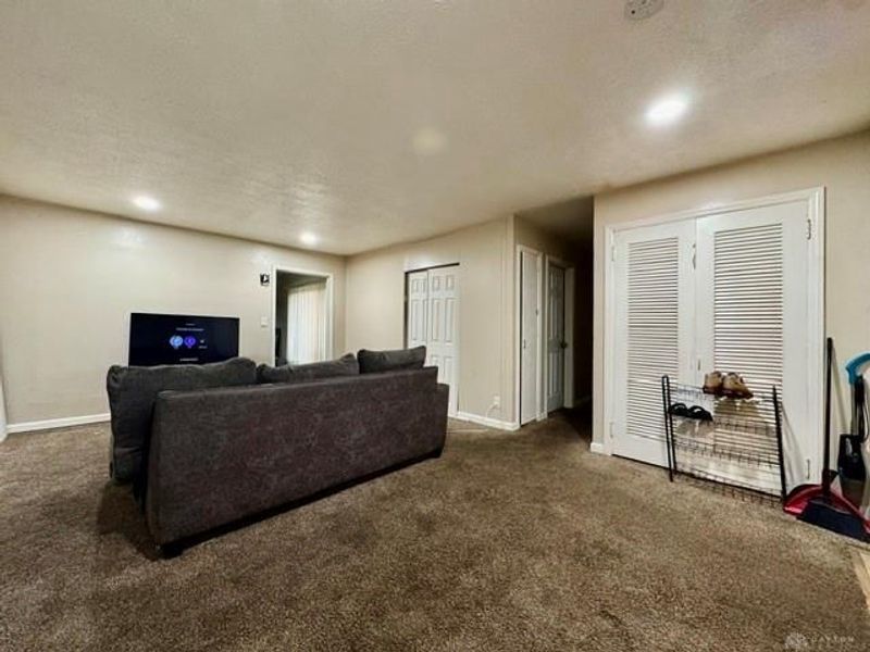 4074 Middlehurst Lane, Dayton, OH 45406 Photo 6