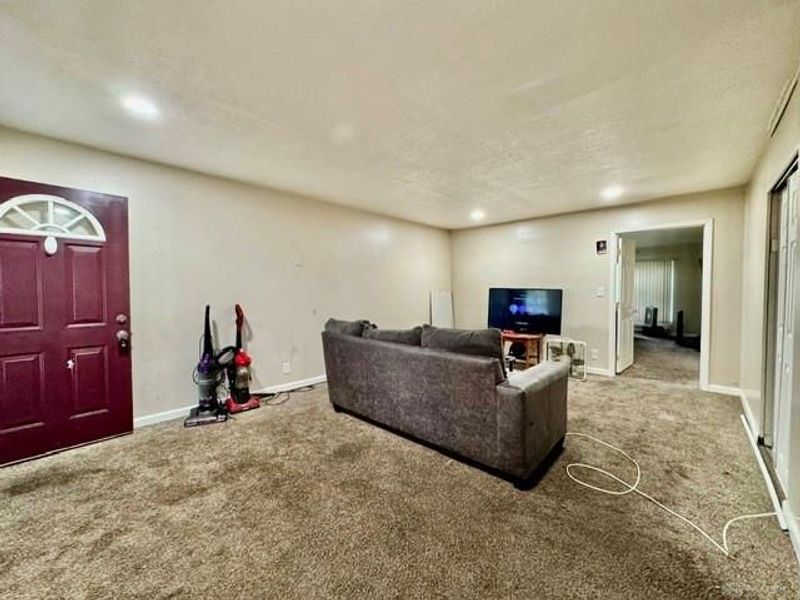 4074 Middlehurst Lane, Dayton, OH 45406 Photo 8
