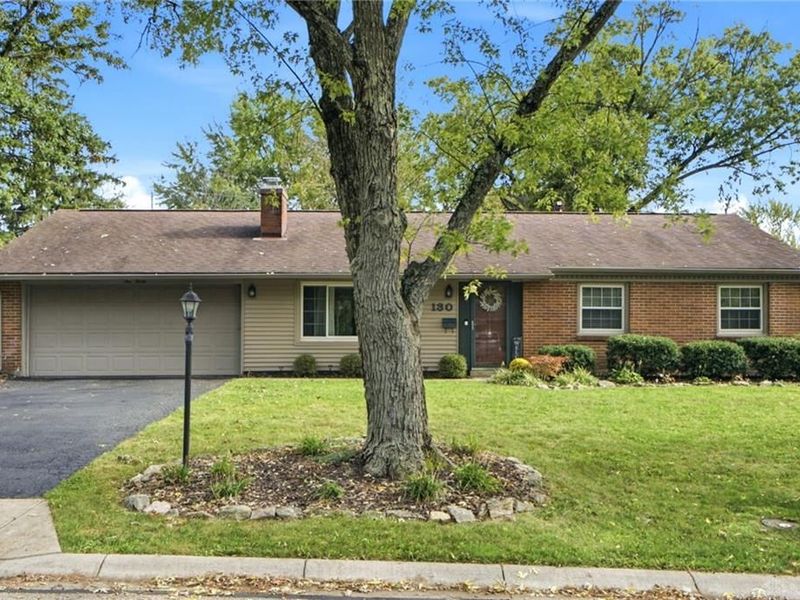 130 S Johanna Drive, Centerville, OH 45458 Photo 2