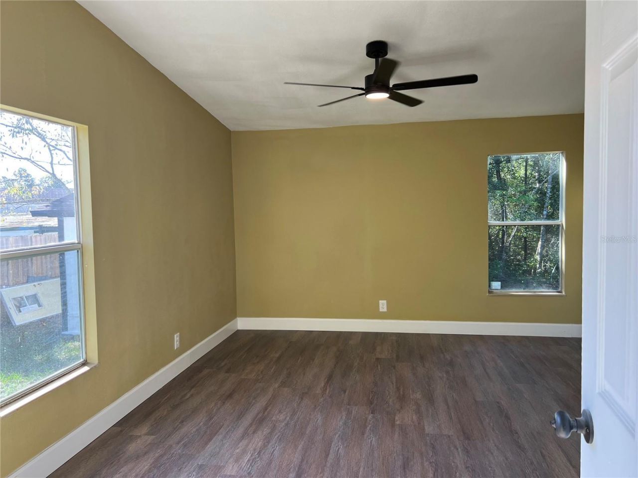 45518 Oak Street, Paisley, FL 32767 Photo