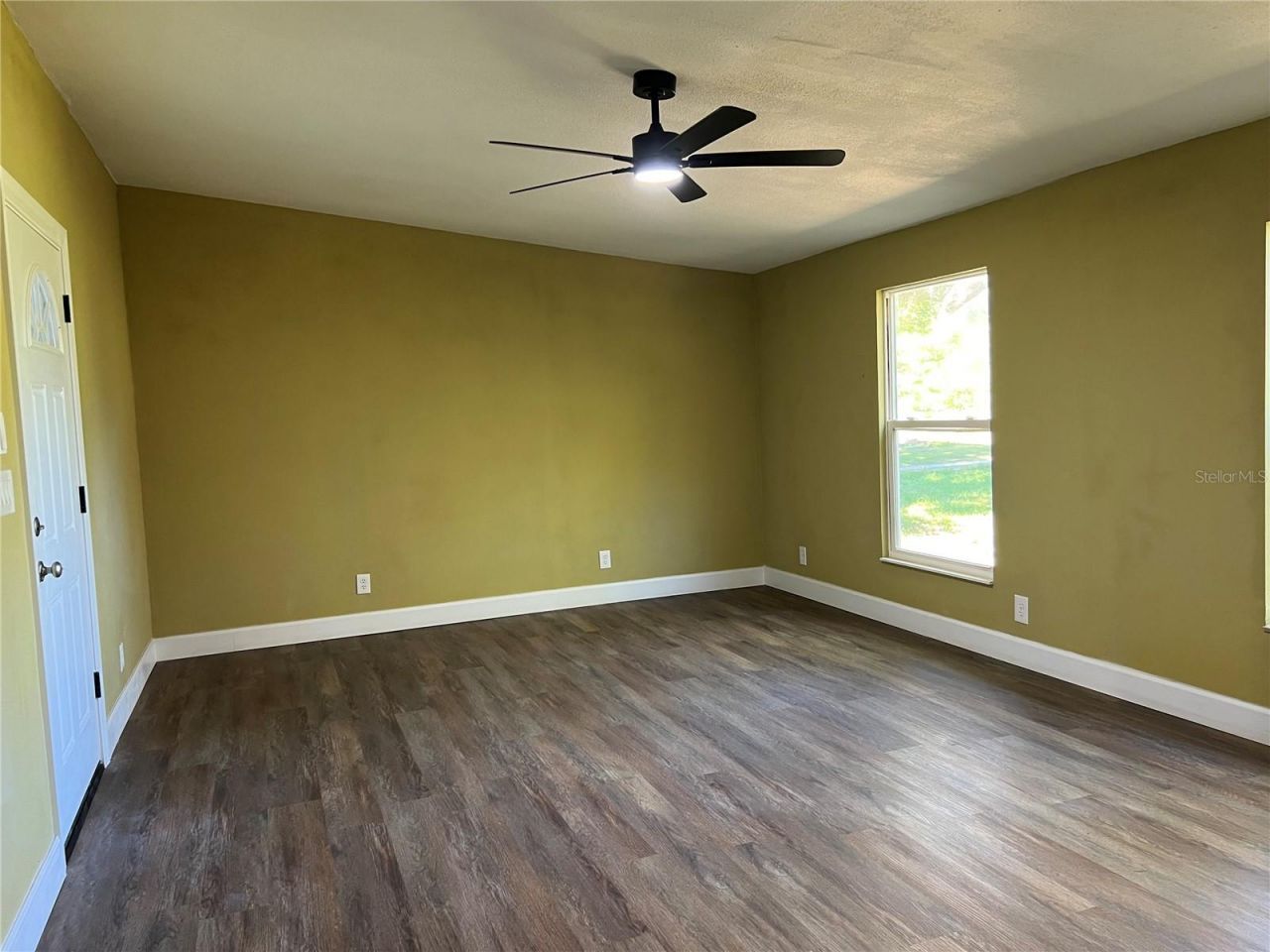 45518 Oak Street, Paisley, FL 32767 Photo