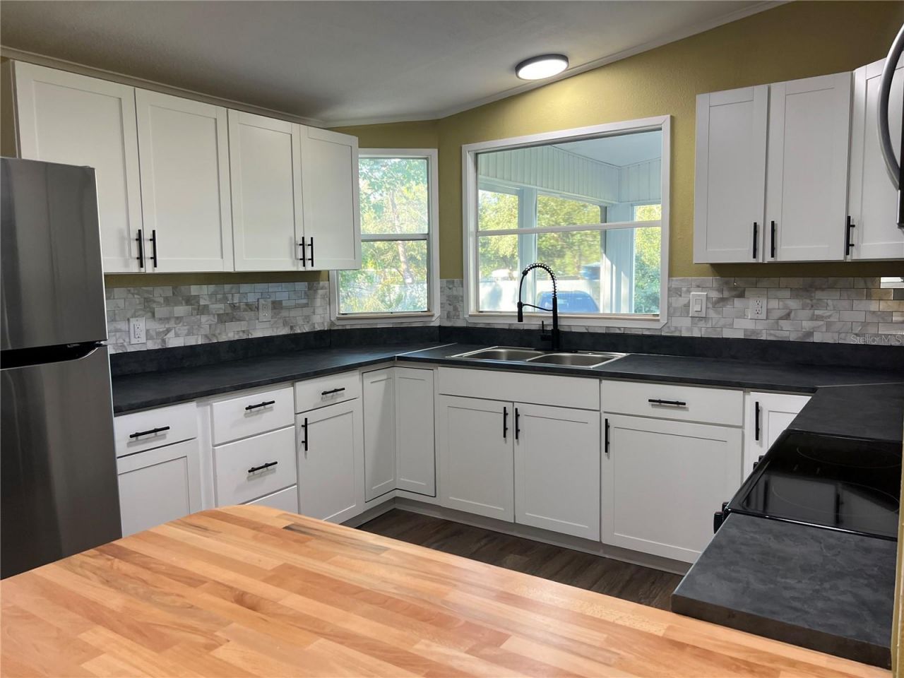 45518 Oak Street, Paisley, FL 32767 Photo