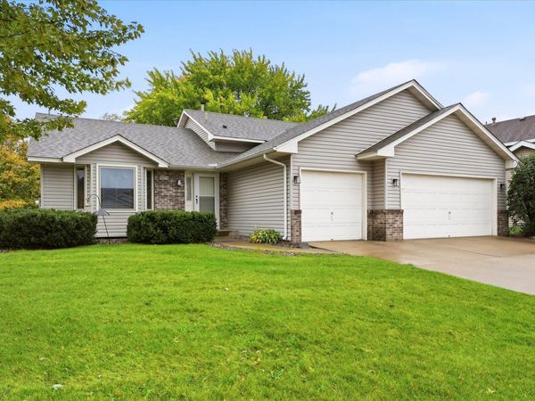 9213 Queens Gardens, Brooklyn Park, MN 55443