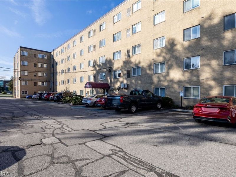 25735 Lorain Road, Unit 426, North Olmsted, OH 44070 Photo 18