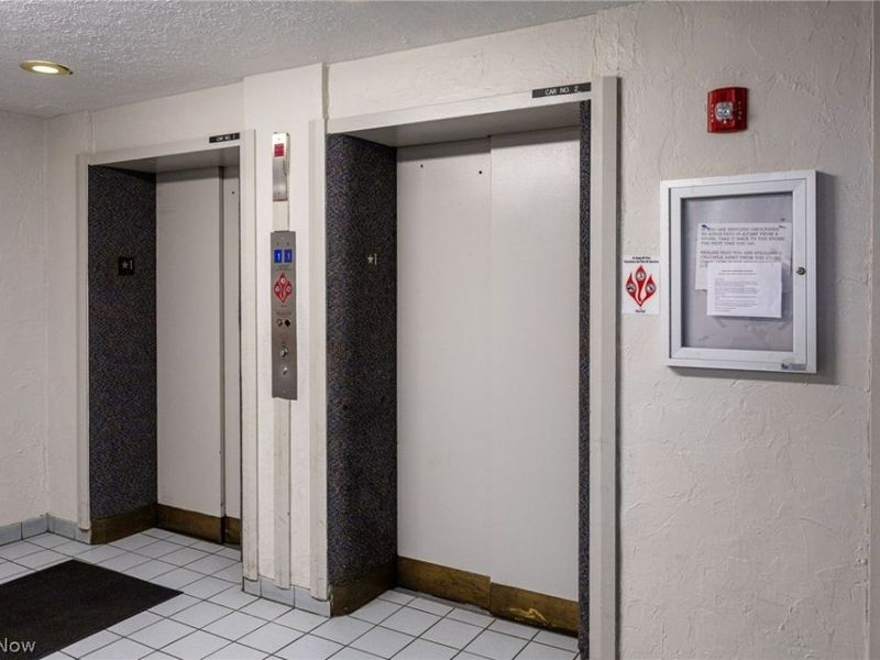 25735 Lorain Road, Unit 426, North Olmsted, OH 44070 Photo 3