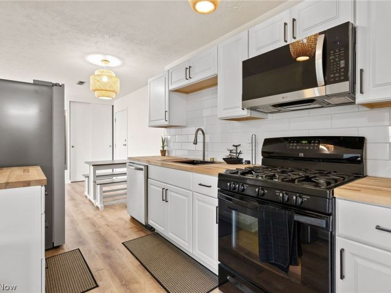 25735 Lorain Road, Unit 426, North Olmsted, OH 44070 Photo 9