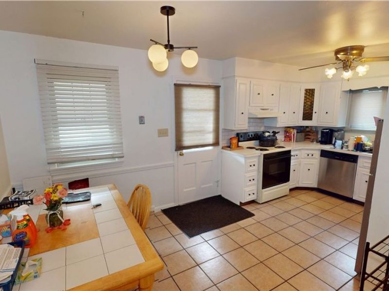 5111-5114 Allan Drive, Boardman, OH 44512 Photo 5