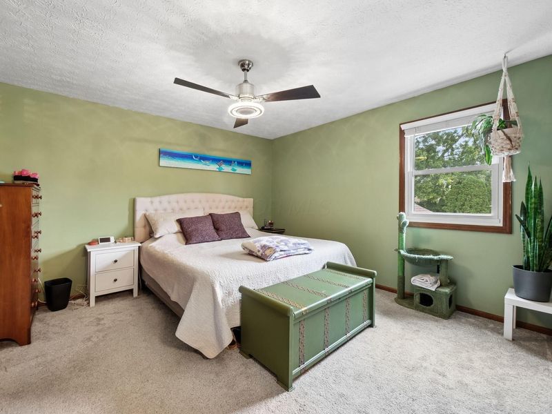 1960 Drury Lane , Columbus, OH 43235 Photo 16
