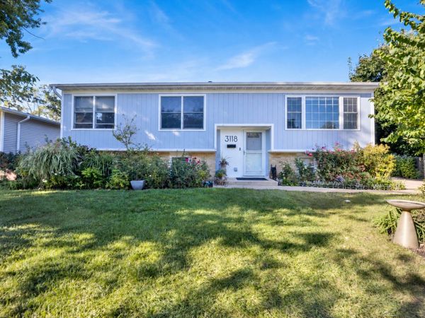 3118 Everglade Avenue , Woodridge, IL 60517