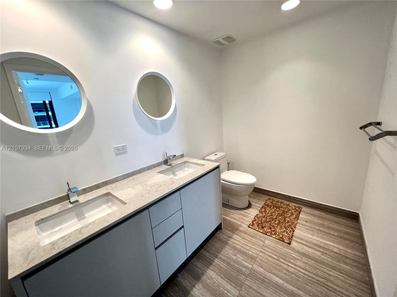 1010 Brickell Ave , Unit 3508, Miami, FL 33131 Photo