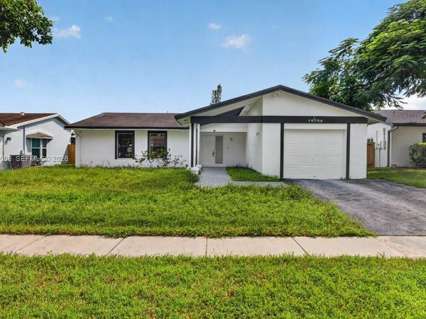 16708 SW 5th Way, Weston, FL 33326