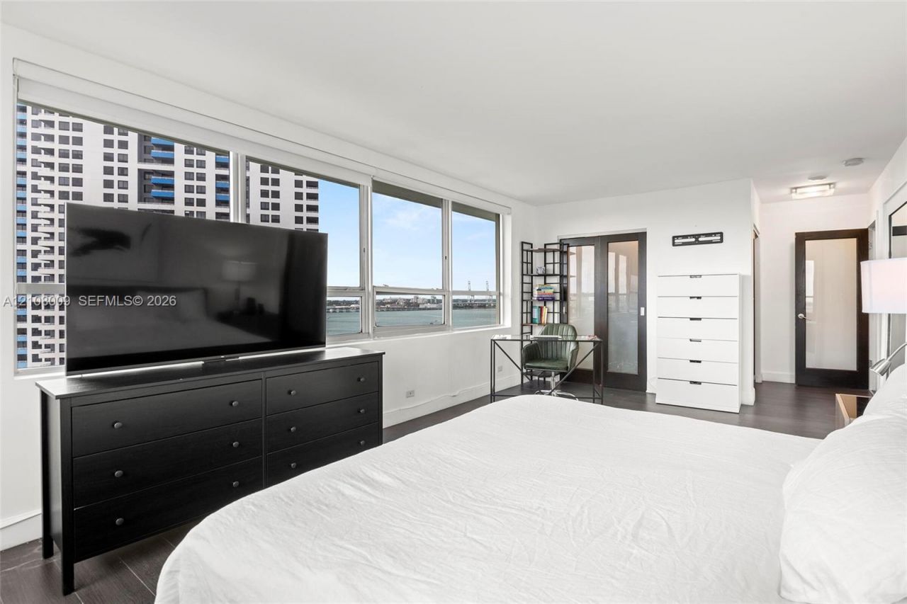 1500 Bay Rd, Unit 1514S, Miami Beach, FL 33139 Photo