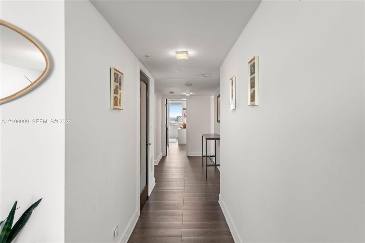 1500 Bay Rd, Unit 1514S, Miami Beach, FL 33139 Photo