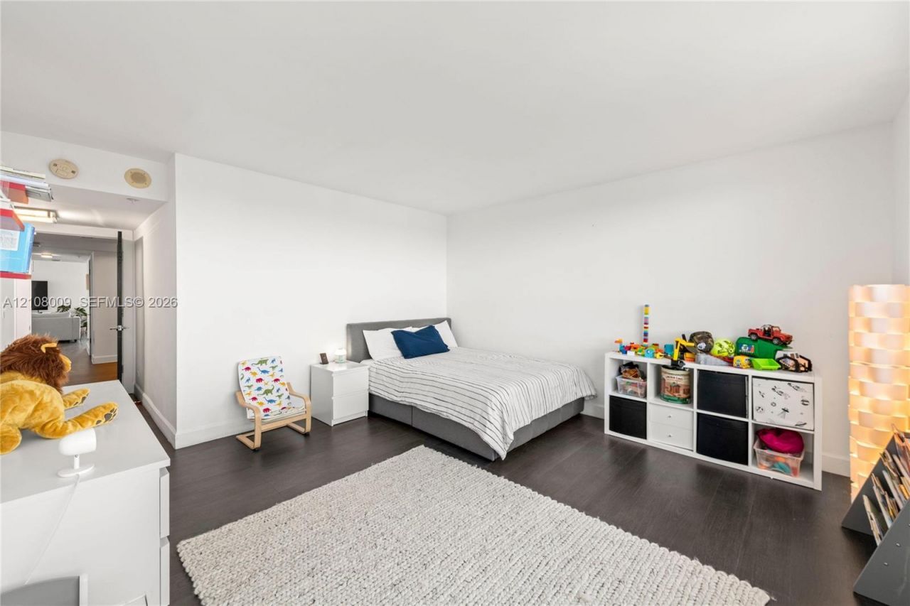 1500 Bay Rd, Unit 1514S, Miami Beach, FL 33139 Photo