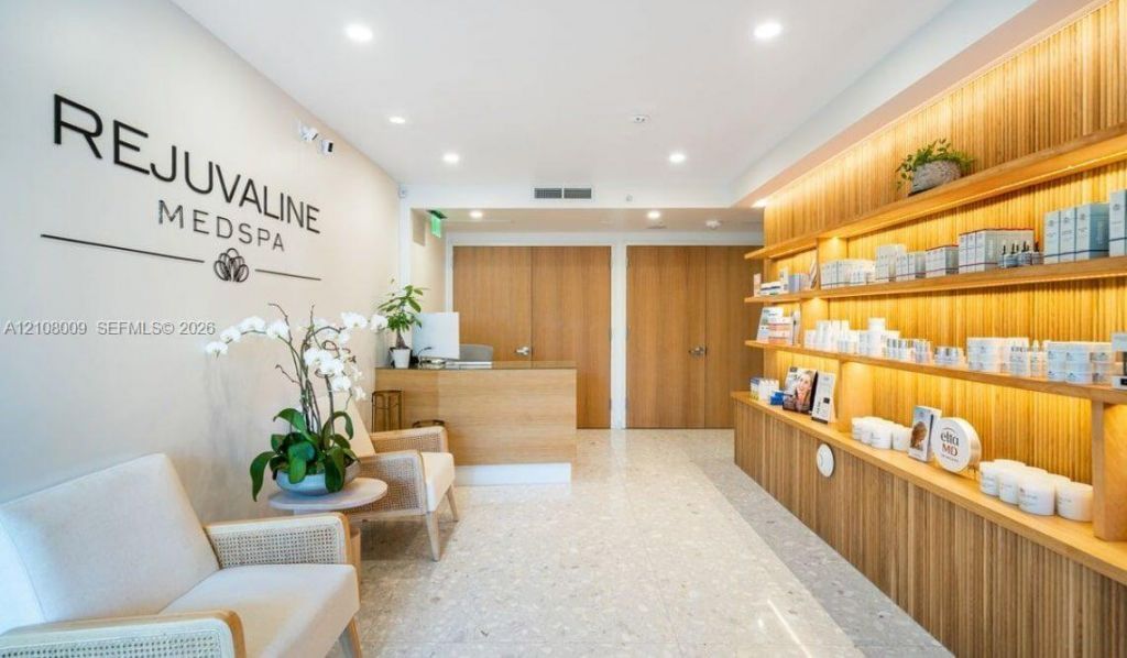 1500 Bay Rd, Unit 1514S, Miami Beach, FL 33139 Photo