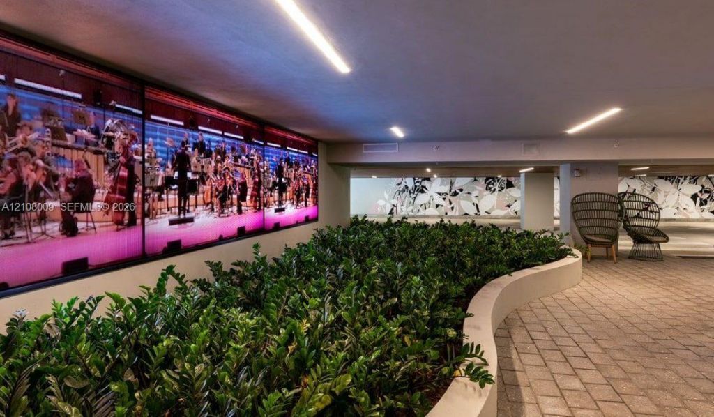 1500 Bay Rd, Unit 1514S, Miami Beach, FL 33139 Photo