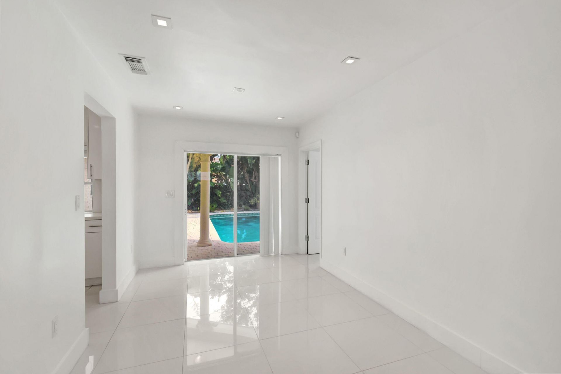 847 NW 7th Street, Boca Raton, FL 33486 Photo
