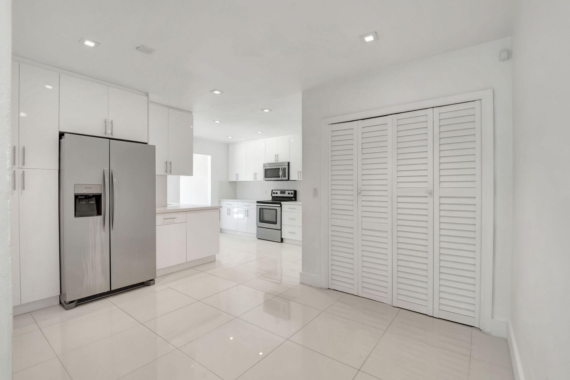 847 NW 7th Street, Boca Raton, FL 33486 Photo